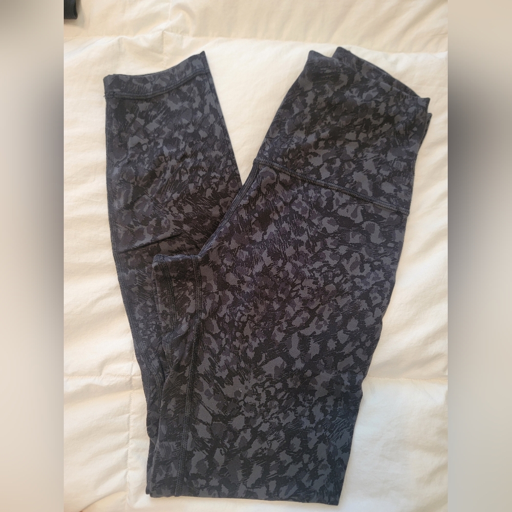 Lululemon Black Patterned Leggings